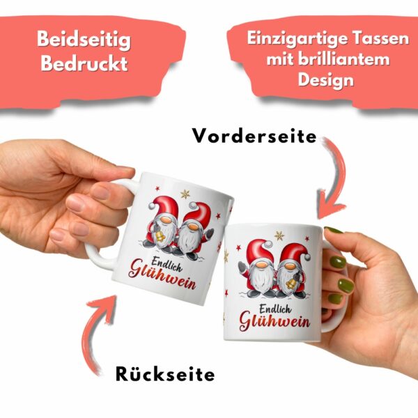 Geschenk Tasse Glühweintasse Wichtel – Beidseitig bedruckte Keramiktasse mit Spruch „Endlich Glühwein“ – 300ml – Spülmaschinenfest – Lustige Weihnachts Geschenkidee - Druck2