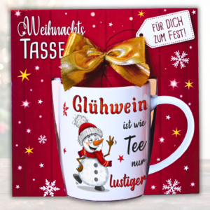 Glühweintasse mit Verpackung – Lustige Keramiktasse 300ml mit Schneemann Motiv & Spruch - Glühwein ist wie Tee nur lustiger - Becher mit Geschenkbox & goldener Schleife zu Weihnachten