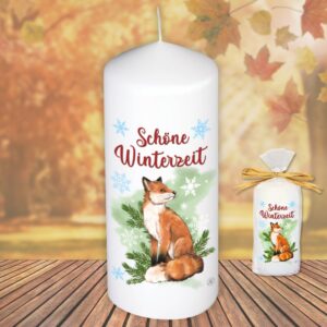 Motivkerze Tiere Stumpenkerze – Schöne Winterzeit, Fuchs - Kerze in Geschenkverpackung mit Schleife moderne Motive Herbstmotiv Wintermotiv auf Tattoofolie Schiebefolie
